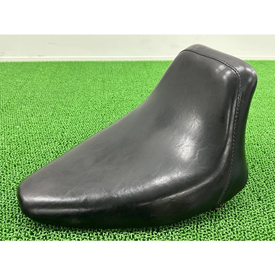 ラペラ製ソフテイル シート 社外 中古 バイク 部品 ハーレー エボ