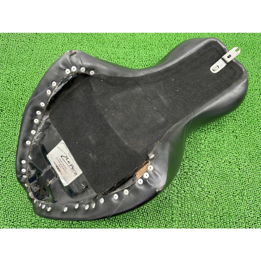 ラペラ製ソフテイル シート 社外 中古 バイク 部品 ハーレー エボ