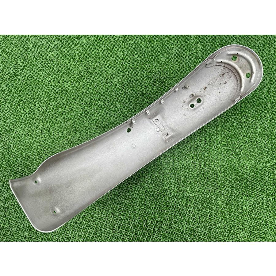 カワサキ（Kawasaki） W400 リアフェンダー 純正 中古 バイク 部品