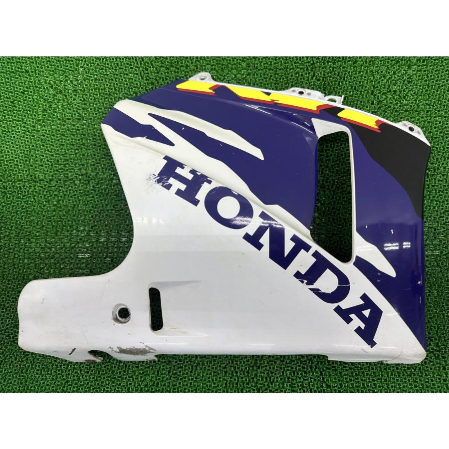 ホンダ（HONDA） RVF400 サイドカウル 右 白/青 MR8 純正 中古 バイク