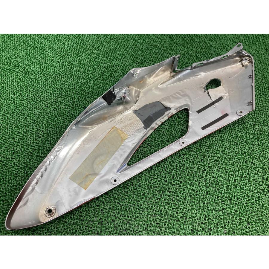 ホンダ（HONDA） CBR1000RR サイドカウル 右 メッキ/赤/黒 MEL 純正