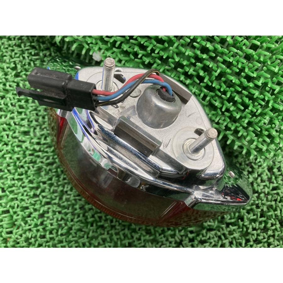 カワサキ（Kawasaki） W400 テールランプ 220-40155 純正 中古 バイク