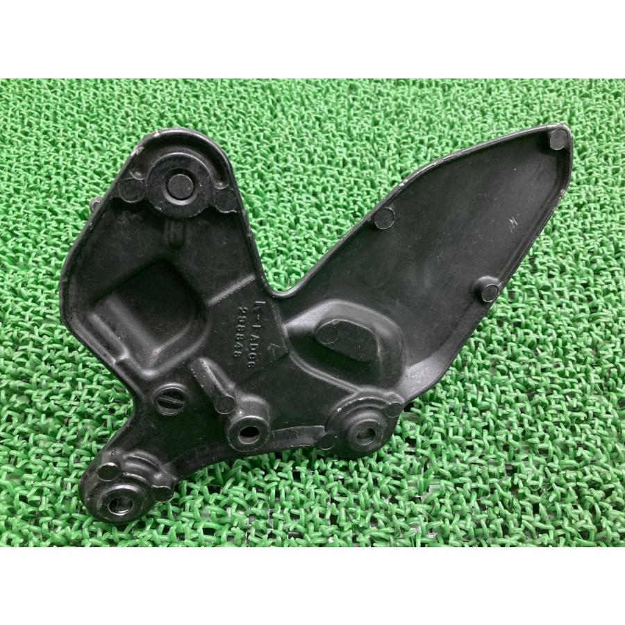 スズキ（SUZUKI） SV650X ステップ 左 黒 298848 純正 中古 バイク