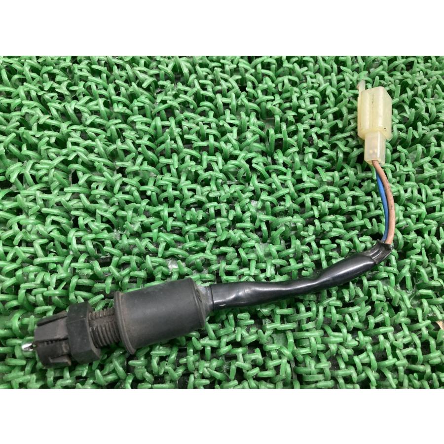 カワサキ（Kawasaki） ZZ-R1100 リアブレーキセンサー 右 35011-1636