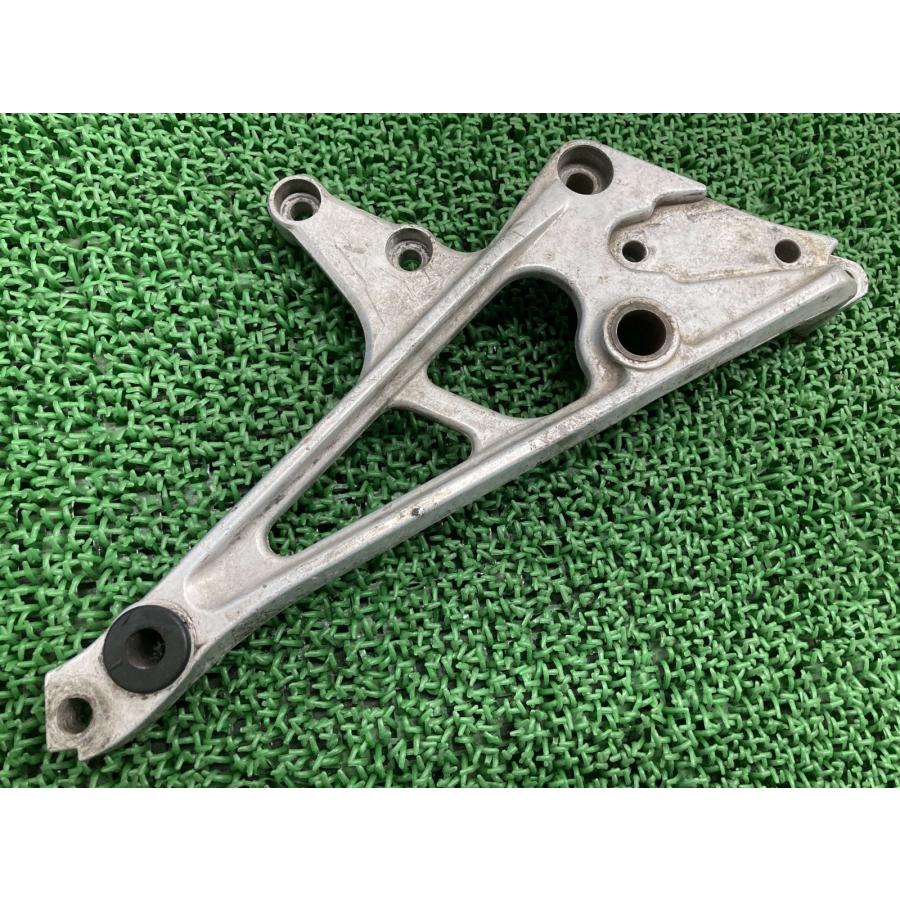 HONDA CBX400F ステッププレート 右 バレル研磨済 ホンダ [M-250822-60] ホンダ（HONDA） CBX400F ステッププレート 右 MA6 純正 中古 バイク