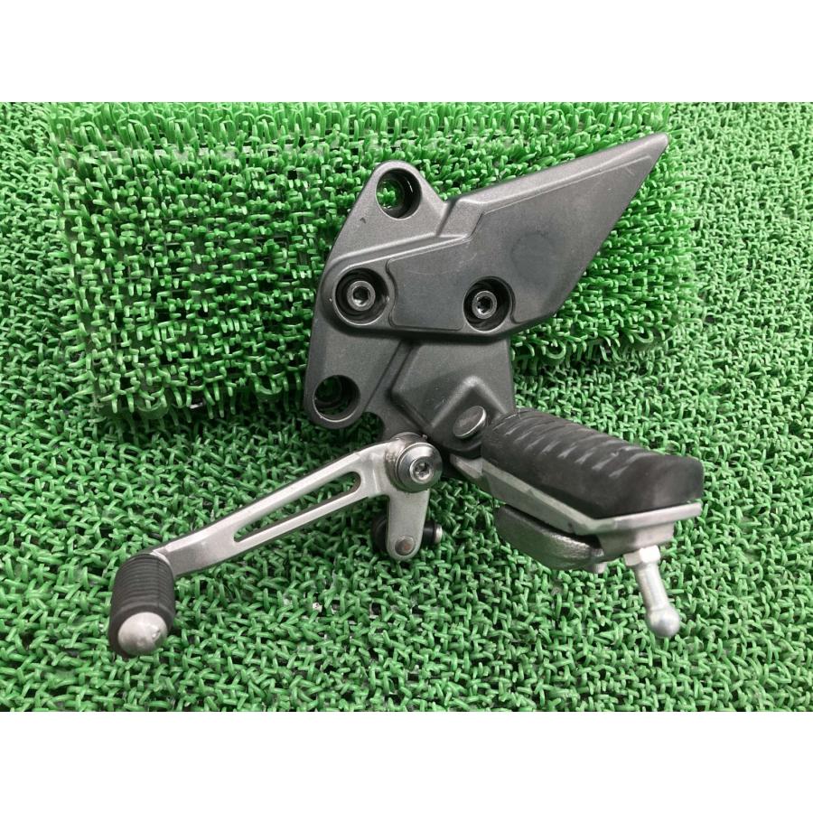 カワサキ（Kawasaki） NINJA1000 ステップ 左 0726 純正 中古 バイク