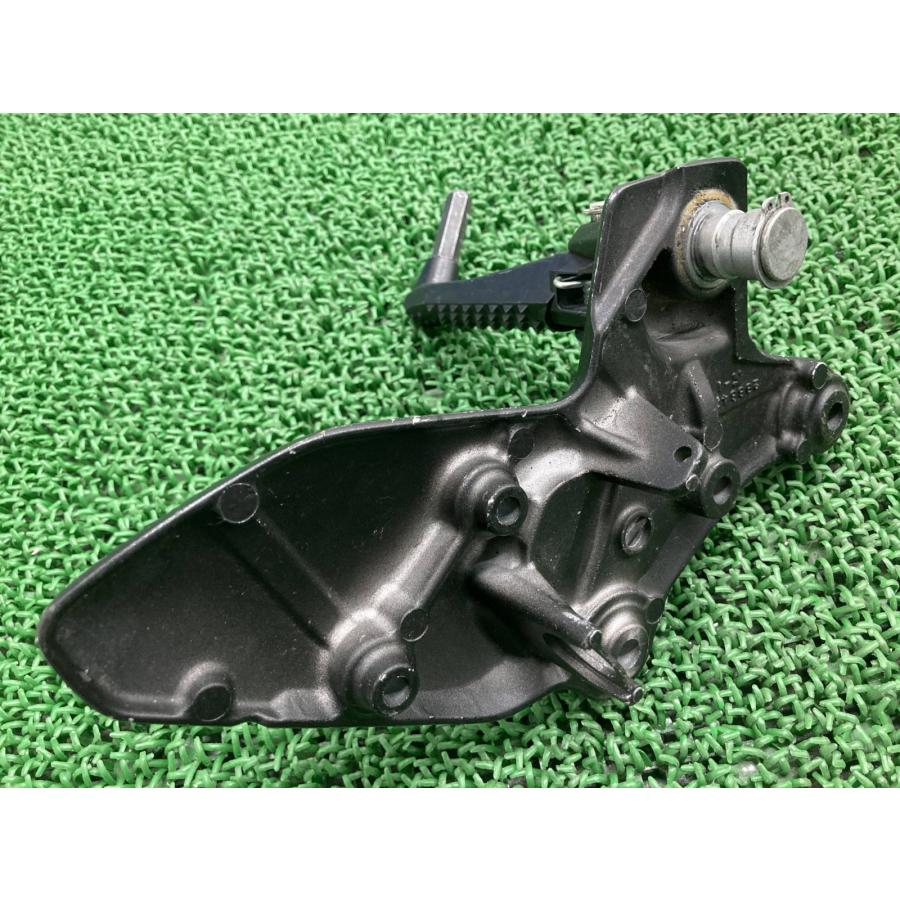 スズキ（SUZUKI） SV650X ステップ 右 298847 純正 中古 バイク 部品