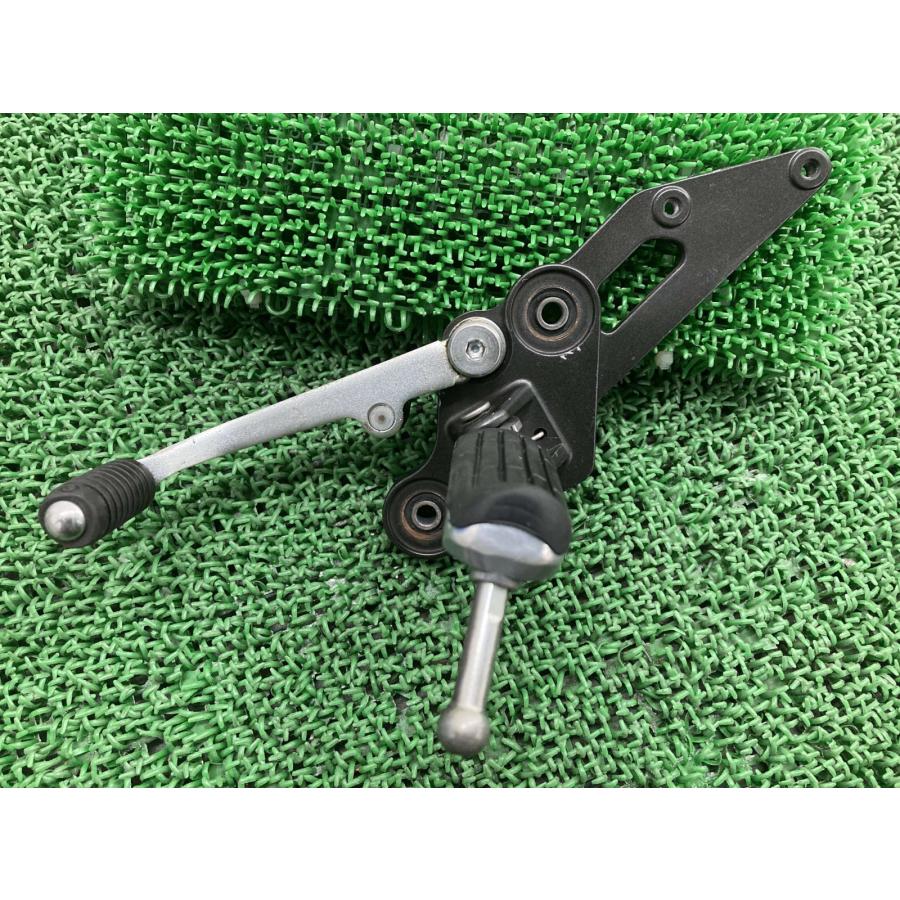 YAMAHA（ヤマハ） MT-07 ステップホルダー 左 1WS 純正 中古