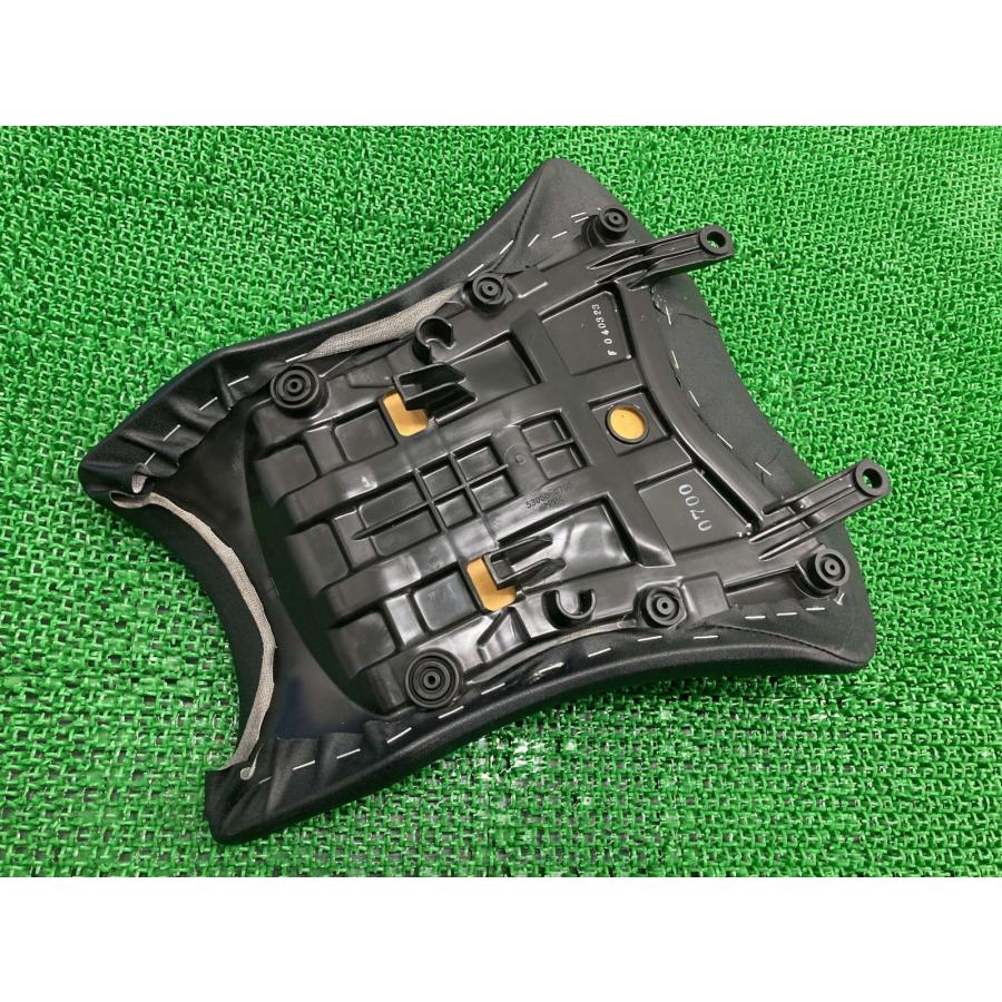 カワサキ（Kawasaki） ZX-10R フロントシート 53066-0700 純正 中古