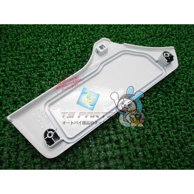 CB1300SB アッパーカウルポケットリッド 右 在庫有 即納 ホンダ 純正 新品 バイク 部品 SC54 NHA66P 車検 Genuine Yuの画像
