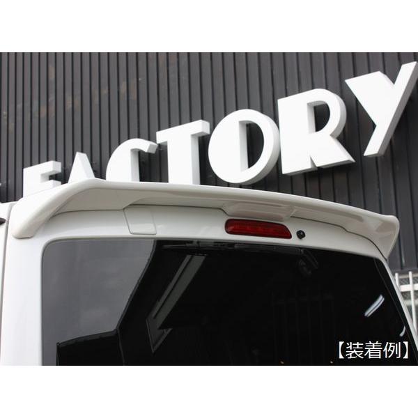 ハイエース　200系　純正タイプリアゲートスポイラーナロー用　新品 ハイエース 200系 リアゲートスポイラー 未塗装 ナロー 純正タイプ（S
