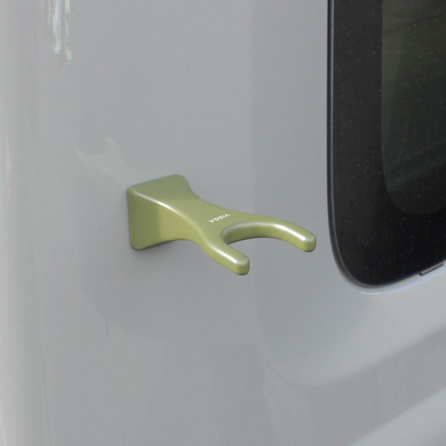 U-A4 ロッドキーパー OD  駐車場での準備中等、車に貼り付けてロッドの仮置きができる 磁石が付かない車内での保管等に鉄板ベース付属 VISOA YAC | VISOA | 03