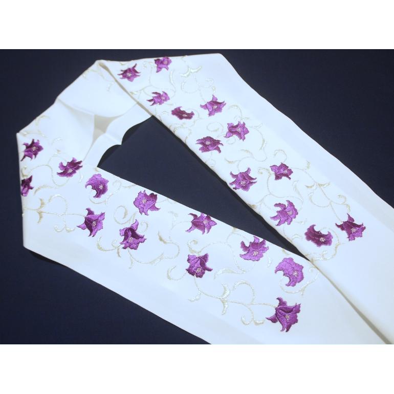刺繍半衿「白色の地に紫色と銀色の唐花の刺繍」 :ge1373:新宿津田家オンラインショップ - 通販 - Yahoo!ショッピング