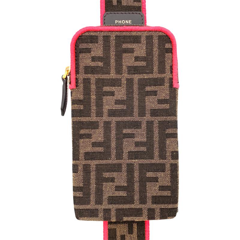 FENDI（フェンディ） 中古A FENDI スマホケース ストラップユー ズッカ