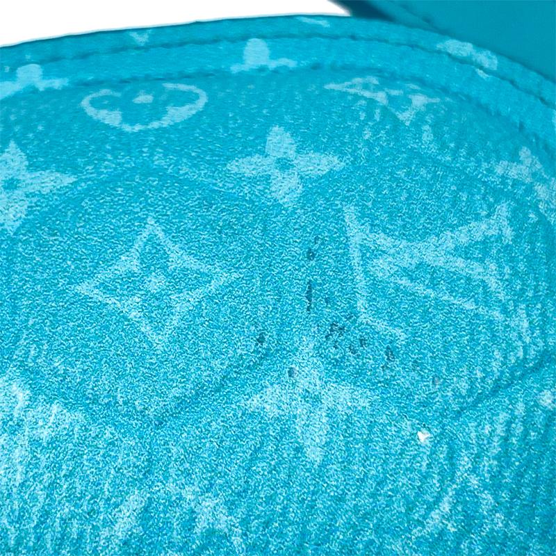 LOUIS VUITTON（ルイ・ヴィトン） チャーム LV タートル 亀 ブルー