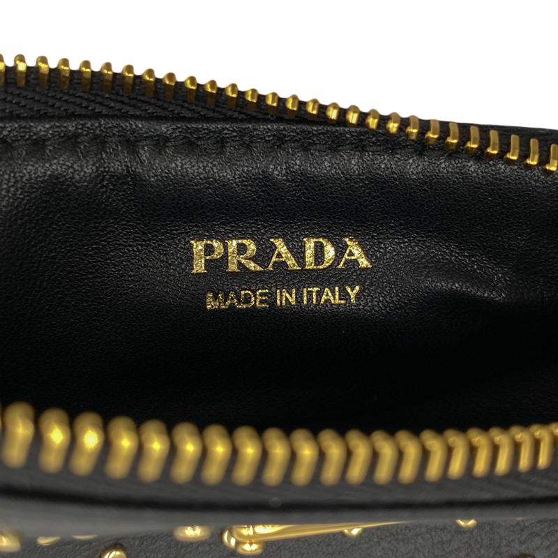 PRADA ☆ほぼ美品☆PRADA プラダ スタッズフラグメントケース 1MC086 