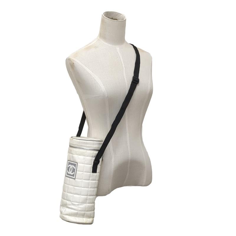 中古B CHANEL シャネル スポーツライン ボトルホルダー ココマーク