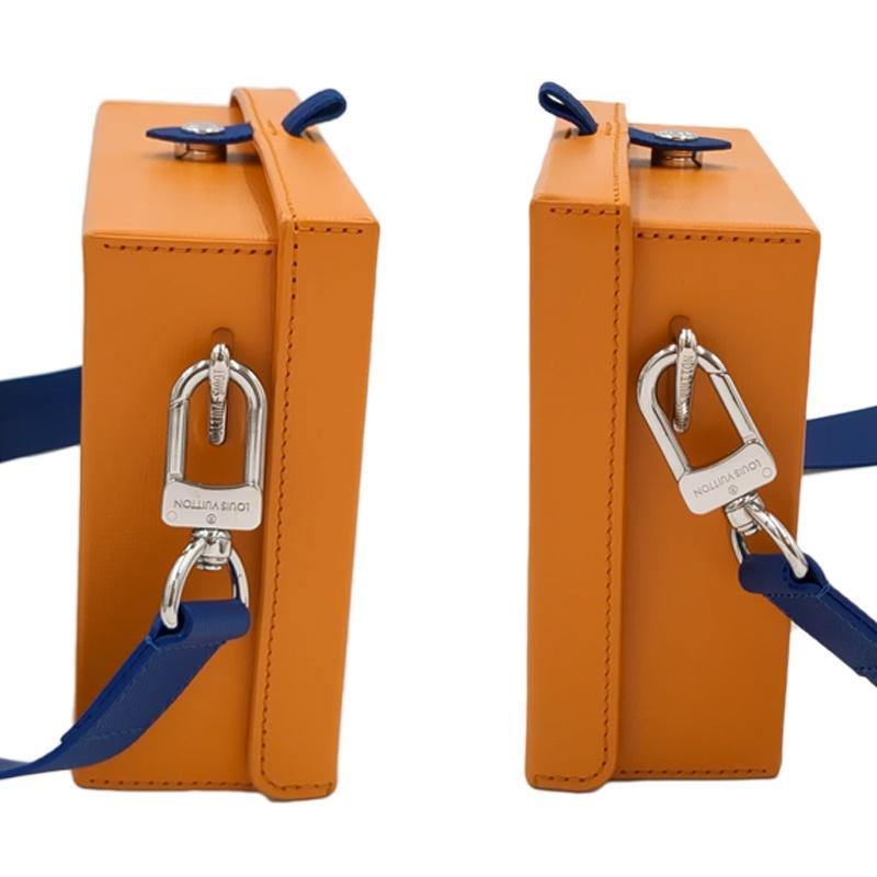 交渉中のため専用ショッパークラッチショルダーバッグ　M13984　ルイヴィトン 中古AB LouisVuitton ルイヴィトン ショッパークラッチ M13984