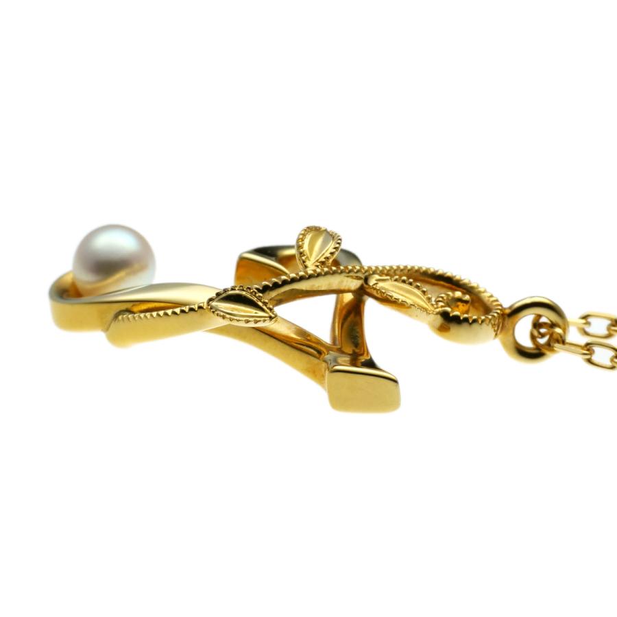 MIKIMOTO K18 ベビーパール イニシャルチャーム