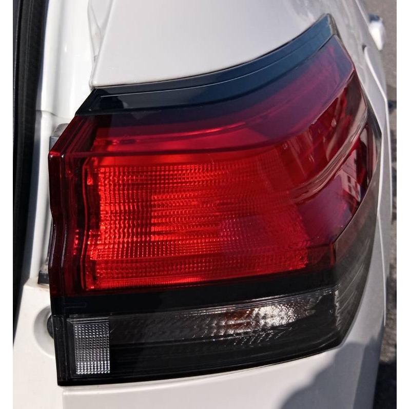 R6年 E13 ノート e-power 右テールランプ ICHIKOH:D268 中古品 即決 