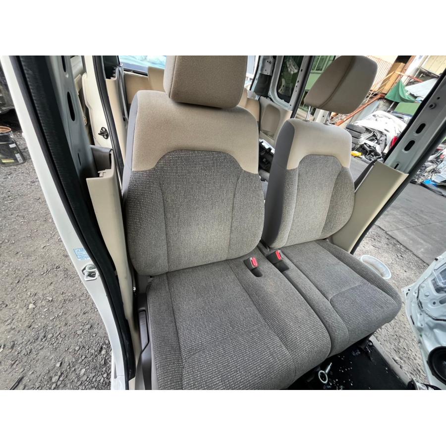 シート　車種不明　格安で　中古 R2年 JF3/JF4 N-BOX 運転席/ドライバーズシート 中古品 即決 1506837