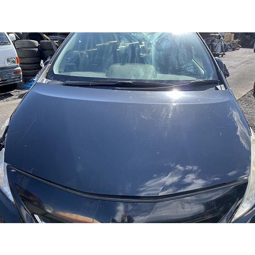 中古品☆プリウスα左右ヘッドライト☆前期用ZVW 40W/ZVW41W プリウスα ZVW41W 右ヘッドライト LED 47-42 81110-47290 送料【S1