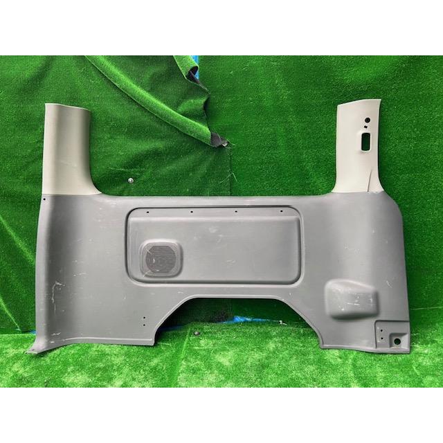 H25年 E26 VR2E26 キャラバン NV350 プレミアムGX 左リア クオーター 