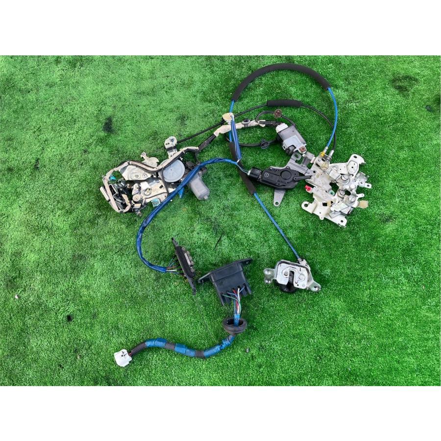 ハイエース200系トヨタ純正イージークローザー 左側 部品スーパーロング未使用品 送料無料 ハイエース 200系 新品 トヨタ 純正 イージー