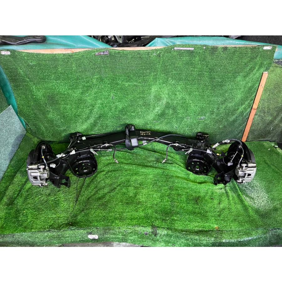 H26年 80系(ZWR80) ノア/ヴォクシー HV リアアクスルビーム 中古品 