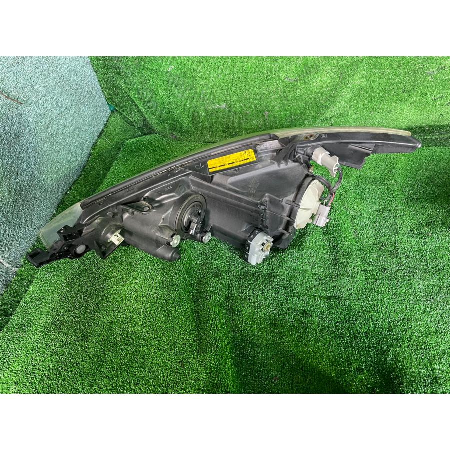 トヨタ エスティマ ACR30W ACR40W 後期 HIDヘッドライト 左右 トヨタ エスティマ ACR30W ACR40W 後期 HIDヘッドライト 左右