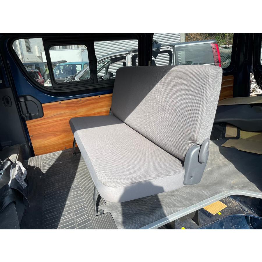 H23年 200系ハイエース DX リアシート/セカンドシート 中古品 即決