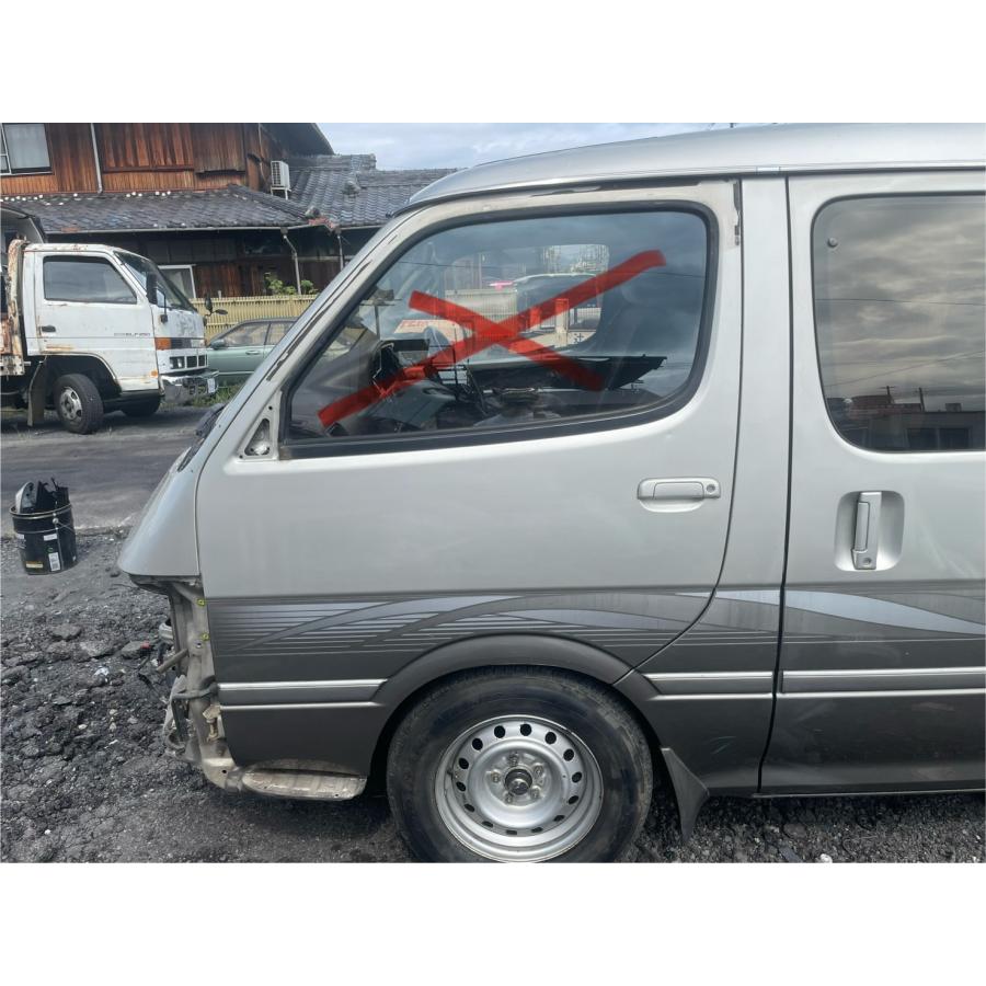 H8年 100系ハイエース スーパーカスタム 左フロントドア ヒンジ付 中古