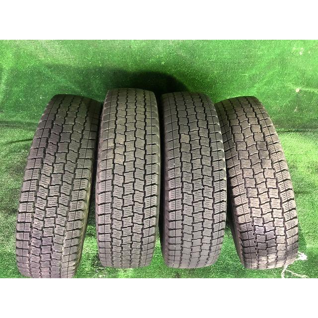 山あり 2017年製 GOODYEAR ICE NAVI CARGO スタッドレス 195/78R15