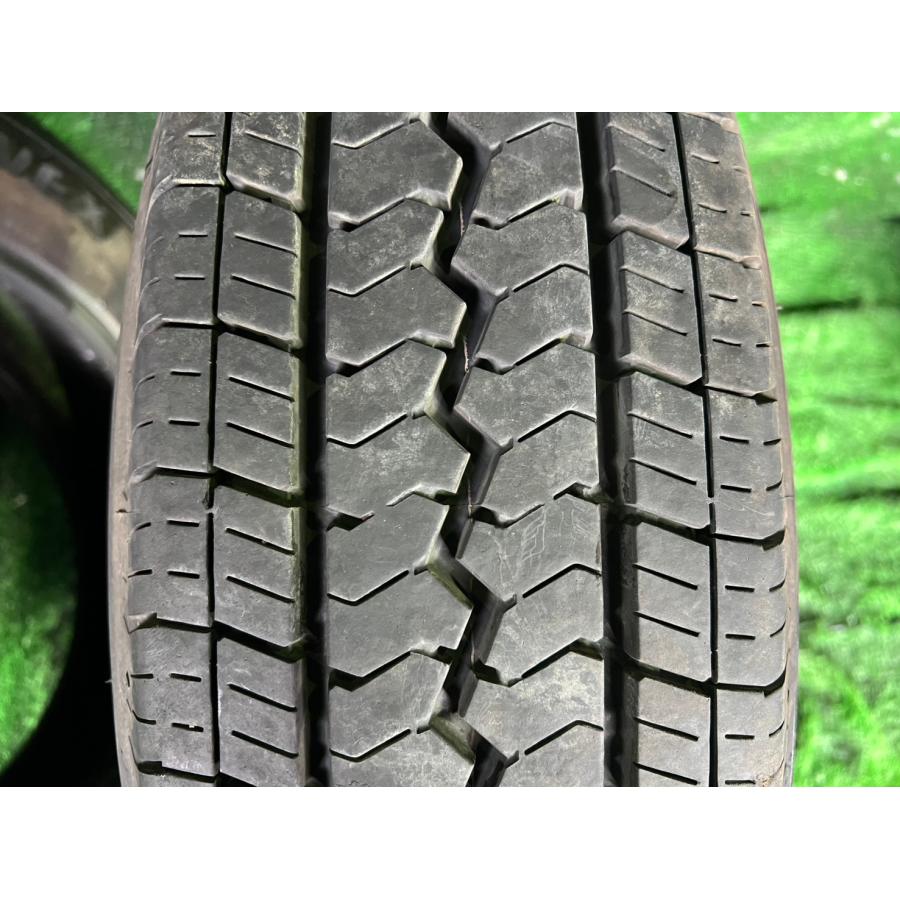 トーヨー DELVEX V-03e 195/80R15 2025年製 約8mm 4本 中古品 即決