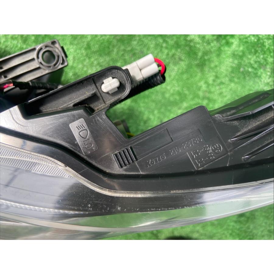 R3年 HFC27 セレナ e-POWER 左ヘッドライト KOITO 210-23785/100-23784