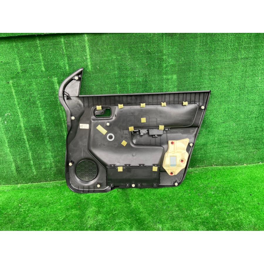 R2年 HA36S アルトワークス 左フロントドア内張り 中古品 即決 930906