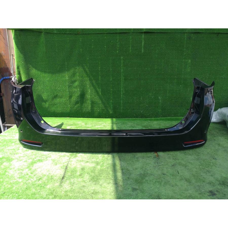 H21年 ZRR70 ヴォクシー 煌II リアバンパー カラー：202 中古品 即決