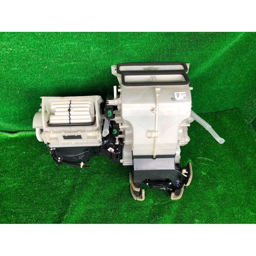 ホンダ　純正エバポレーター　新品　N-BOX用　定価21500円 H29年 JF1 N-BOX カスタム エバポレーター 中古品 即決 1992675 240601