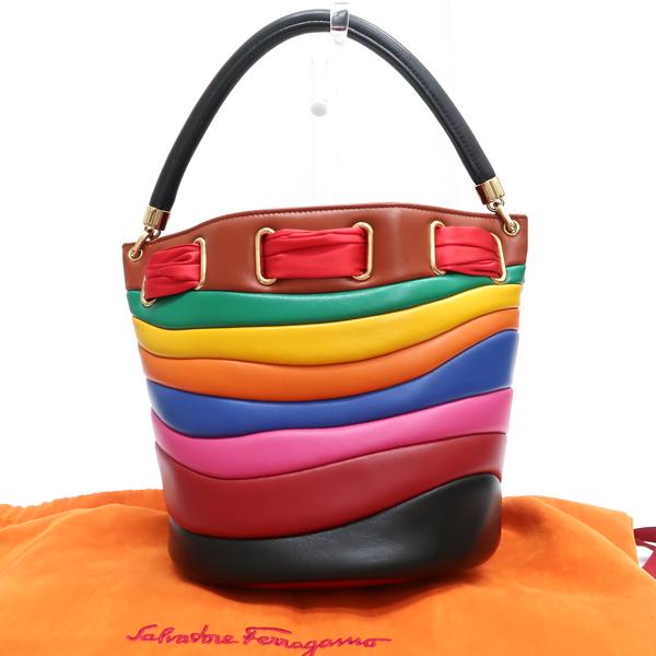 Salvatore Ferragamo レオパード柄 ハンドバッグ マルチカラー Salvatore Ferragamo レオパード柄 ハンドバッグ マルチカラー