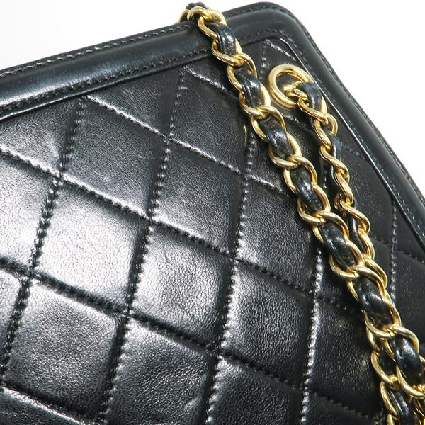 マトラッセ CHANEL チェーンバッグ 黒 フリンジ ショルダー マトラッセ CHANEL チェーンバッグ 黒 フリンジ ショルダー