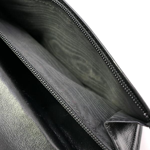 CHANEL（シャネル） 二つ折り長財布 エナメル ココマーク ブラック