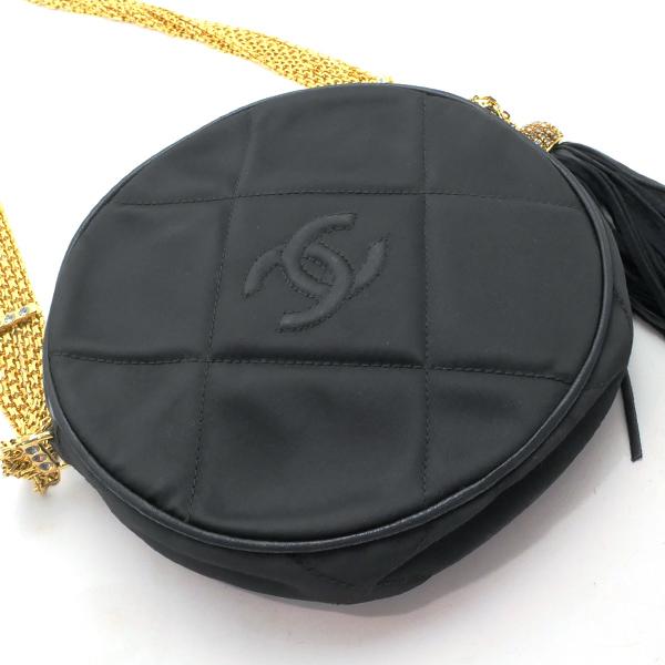 CHANEL（シャネル） マトラッセ 丸形 チェーンショルダーバッグ