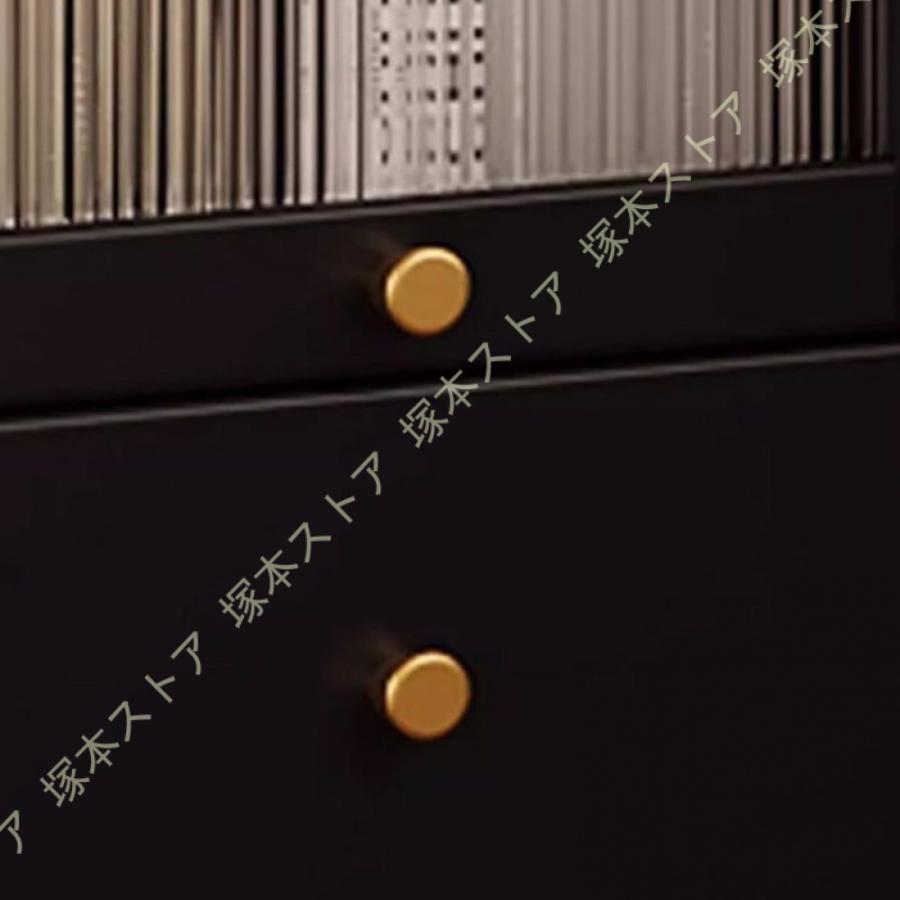ベッドサイドチェスト 無垢材ナイトスタンド 収納付き ナローナイトスタンド サイドテーブル レトロ ソファ リビングルーム サイドテーブルスタイル_11