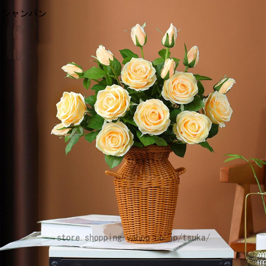 展示品…可愛らしい✣ちりめん細工お雛様飾✣大輪の薔薇アレンジメント✣ケース入り 展示品…可愛らしい✣ちりめん細工お雛様飾✣大輪の薔薇