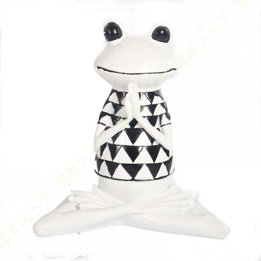 カエル 置物 可愛い かえる 蛙 アニマル かわいいカエルの置物 ガーデニングオブジェ ガーデニング 動物オブジェ ガーデンオーナメント 装飾 フィギュア 完売