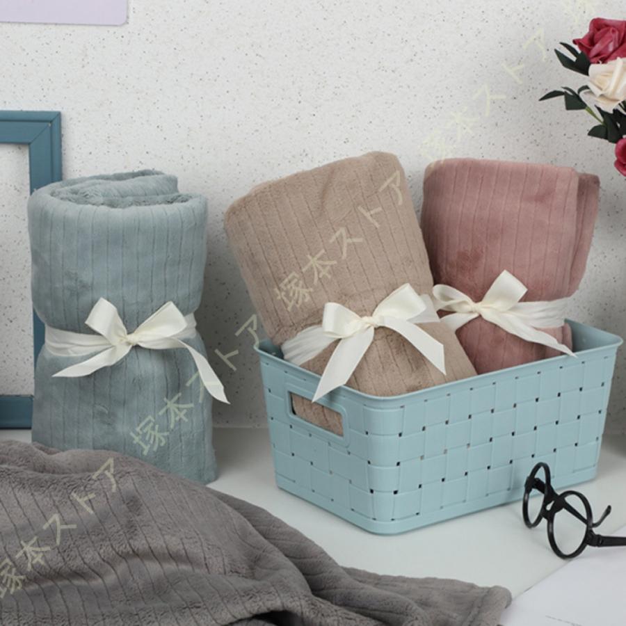 毛布 シングル マイクロファイバー フランネル ブランケット もうふ 暖かい 毛布 冬 柔らかい 肌触り 洗える 昼寝 ソファーベッド用 プレゼント ライトグレー |  | 18