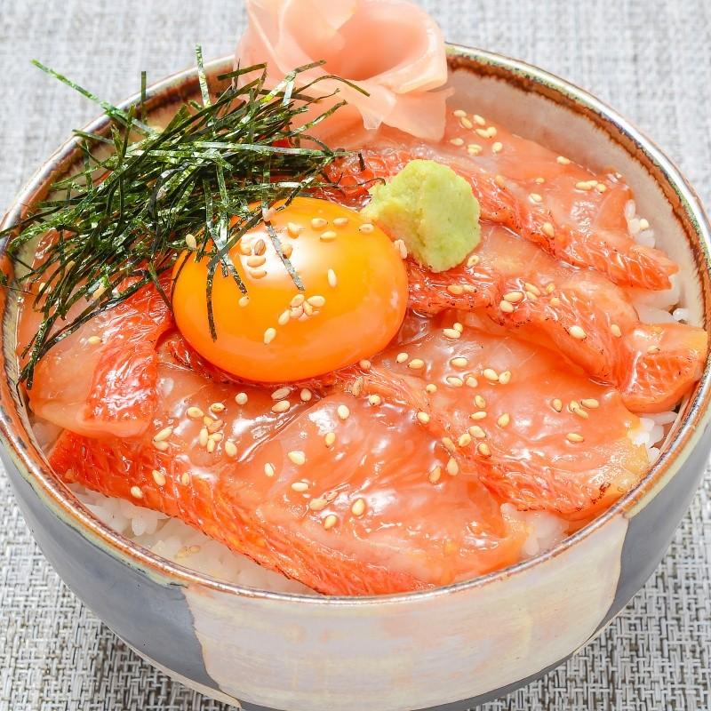 キンメダイ きんめだい 金目鯛 湯引き スライス 10枚入り 3パック 冷凍 お刺身 生食用 国産 天然 金目鯛 切り身 しゃぶしゃぶ Kinme Slice 3p うに カニ まぐろなら築地の王様 通販 Yahoo ショッピング