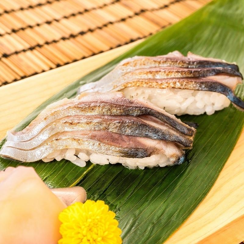 父の日 レアしめ鯖 1枚×5パック 国産 無添加 皮付き 半身 脂がのった新