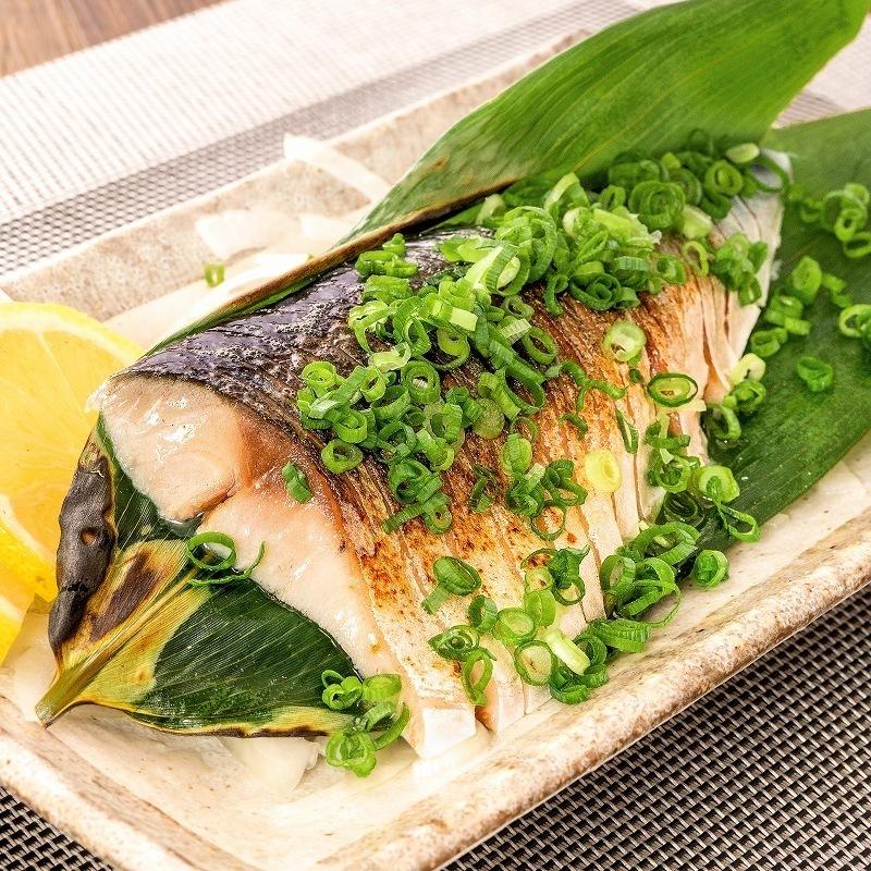 父の日 レアしめ鯖 1枚×5パック 国産 無添加 皮付き 半身 脂がのった新