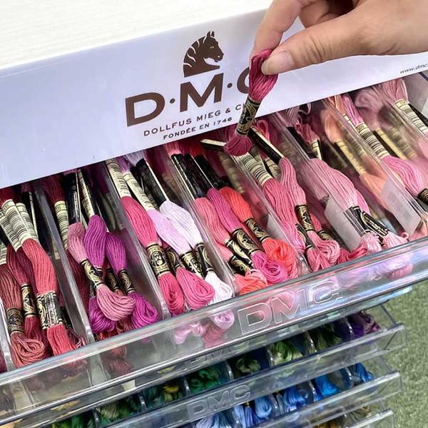 刺しゅう糸セット DMC 刺しゅう糸 25番糸 全500色 什器付きスペシャルセット マルチディスプレイ8段 25番糸500色セット 大容量 刺しゅう糸セット 豪華什器付｜tsukurutanosimi｜03